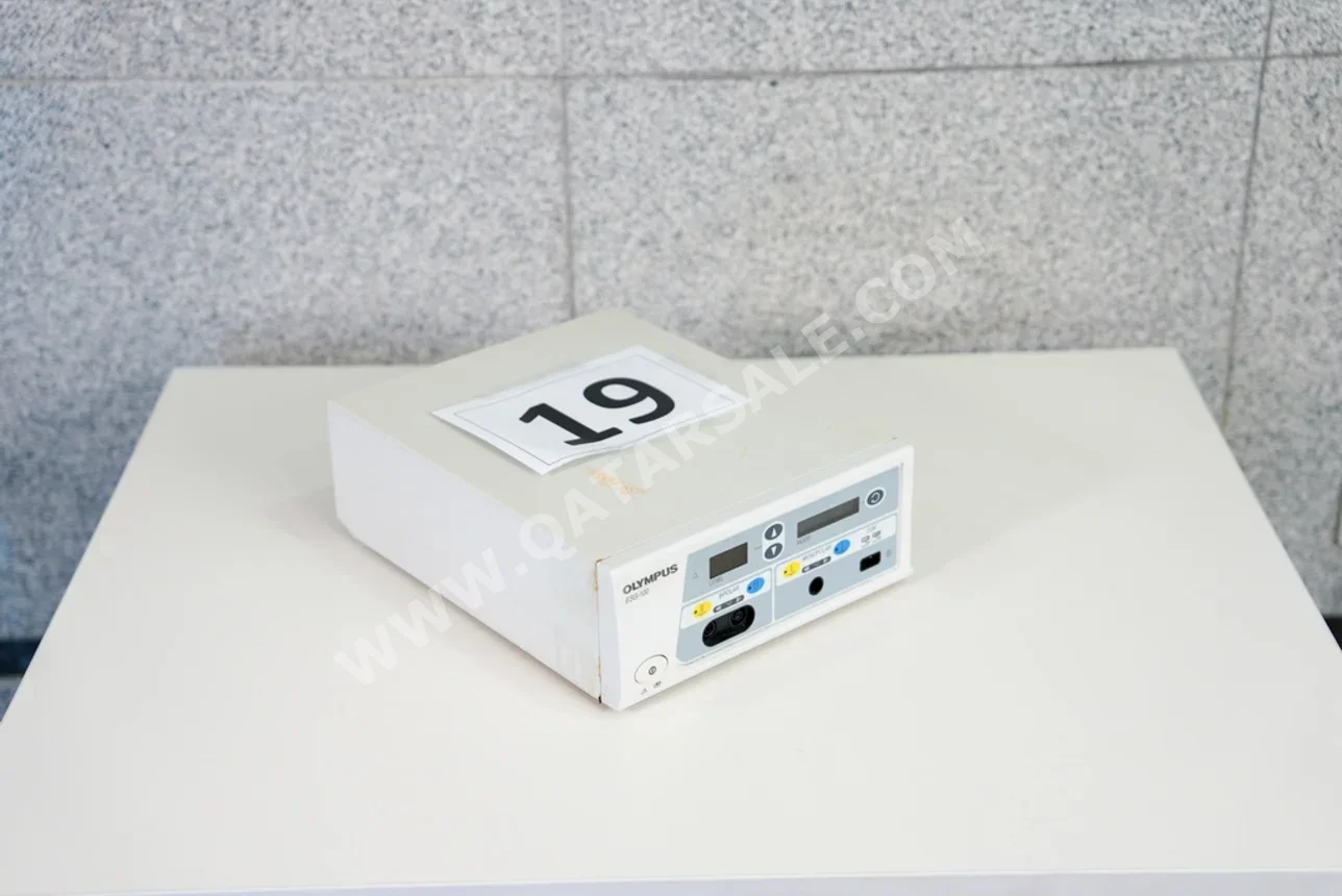 Electrosurgical Unit (ESU) Olympus ESG100