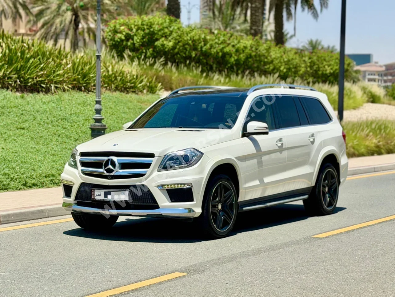 Mercedes-Benz GL 500 2016 Automatic 135,000 Km 4 Cylinder Four Wheel Drive (4WD) SUV White