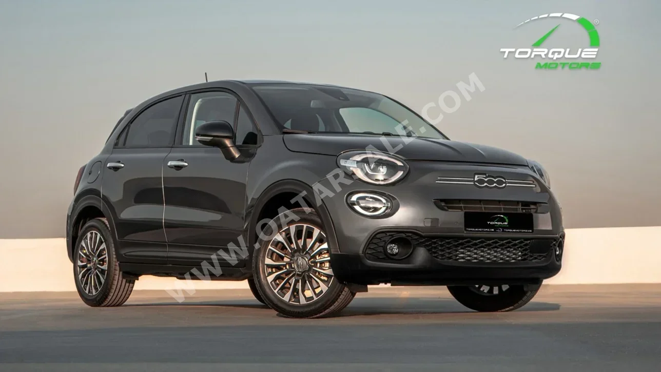 Fiat 500 X 2024 Automatic 0 Km 4 Cylinder Front Wheel Drive (FWD) Hatchback Gray With Warranty