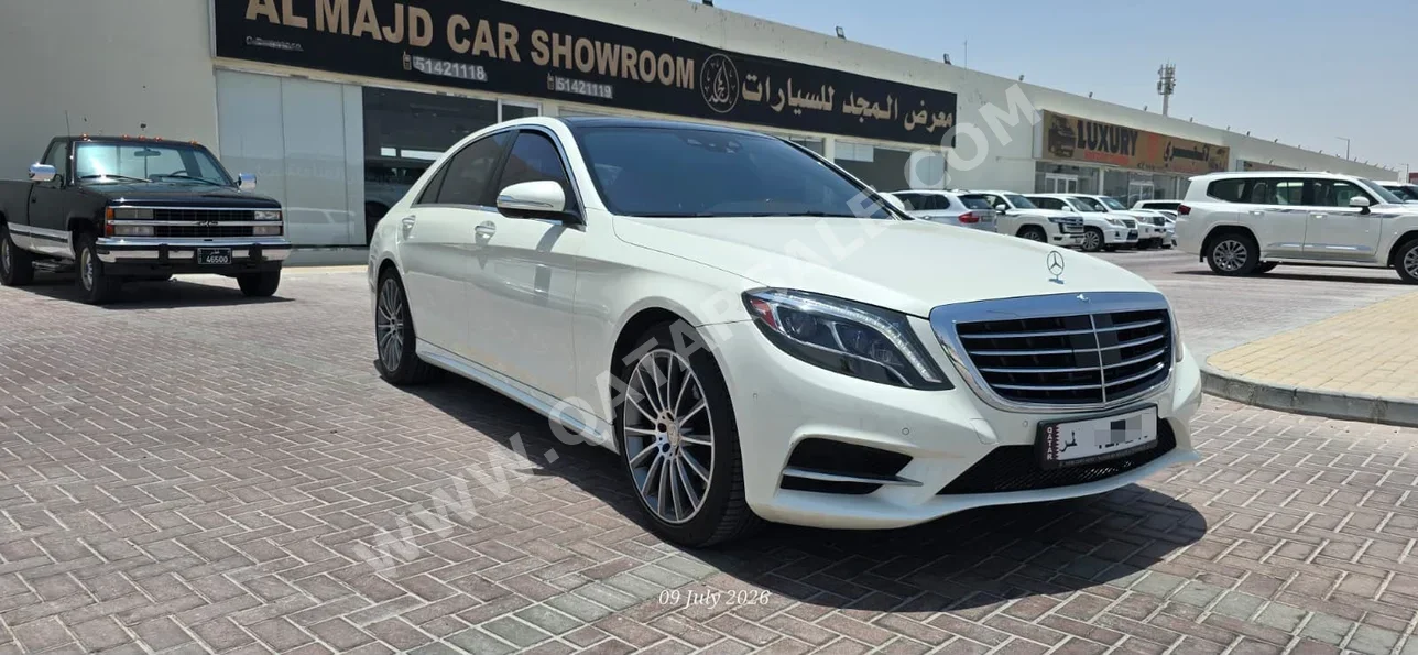Mercedes-Benz S-Class 550 2016 Automatic 206,000 Km 8 Cylinder Rear Wheel Drive (RWD) Sedan White