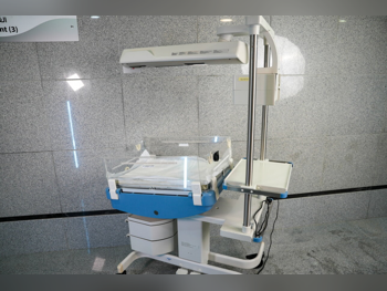 Baby Resuscitator  Dräger  Babytherm 8004