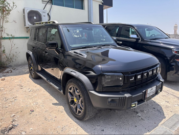 Jetour  T2  Luxury  2025  Automatic  40,000 Km  4 Cylinder  Four Wheel Drive (4WD)  SUV  Black  With Warranty