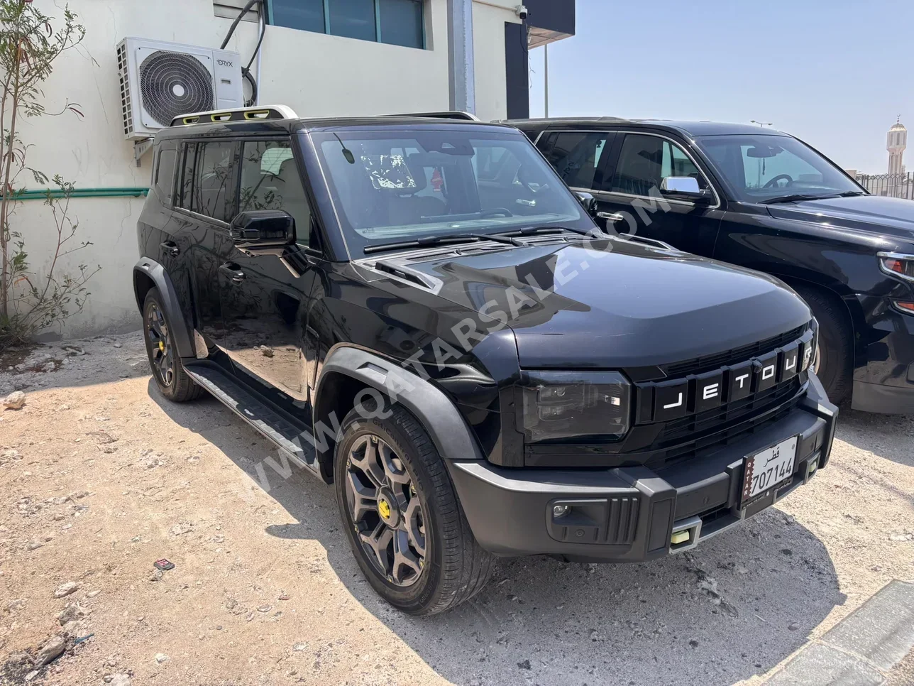 Jetour T2 Luxury 2025 Automatic 40,000 Km 4 Cylinder Four Wheel Drive (4WD) SUV Black With Warranty
