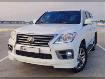 Lexus LX 570 S 2015 Automatic 264,000 Km 8 Cylinder Four Wheel Drive (4WD) SUV White