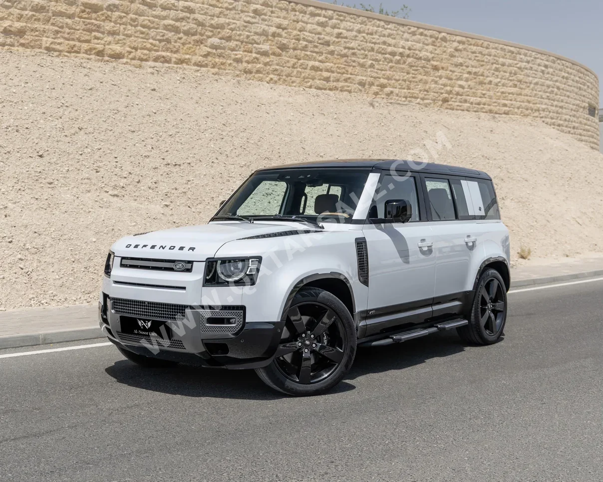 Land Rover Defender 110 2023 Automatic 19,000 Km 8 Cylinder Four Wheel Drive (4WD) SUV Silver With Warranty