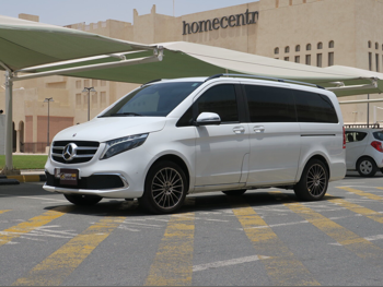 Mercedes-Benz V-Class 250 2024 Automatic 48,700 Km 4 Cylinder Front Wheel Drive (FWD) Van / Bus White With Warranty