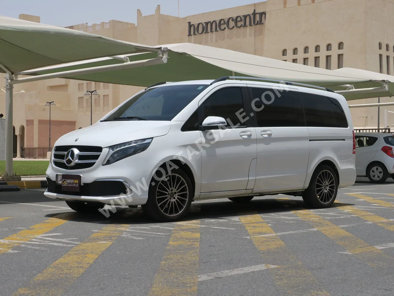 Mercedes-Benz V-Class 250 2024 Automatic 48,700 Km 4 Cylinder Front Wheel Drive (FWD) Van / Bus White With Warranty