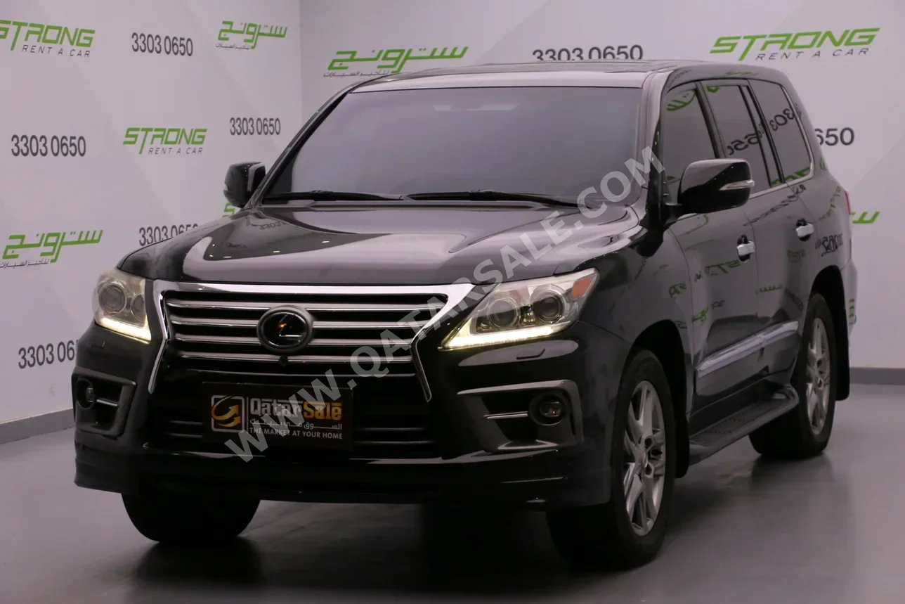 Lexus LX 570 2012 Automatic 255,000 Km 8 Cylinder Four Wheel Drive (4WD) SUV Black