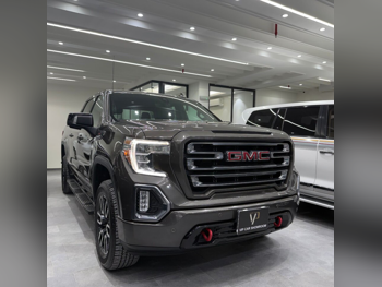 GMC Sierra AT4 Carbon Pro 2019 Automatic 193,000 Km 8 Cylinder Four Wheel Drive (4WD) Pick Up Brown