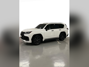 Lexus  LX  600 Overtrail  2026  Automatic  23,000 Km  6 Cylinder  Four Wheel Drive (4WD)  SUV  White  With Warranty