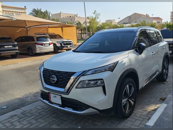 Nissan  Rogue  SL  2024  Automatic  14,353 Km  4 Cylinder  Four Wheel Drive (4WD)  SUV  White  With Warranty