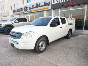 Isuzu  D-Max  GT  2016  Manual  296,000 Km  4 Cylinder  Rear Wheel Drive (RWD)  Pick Up  White