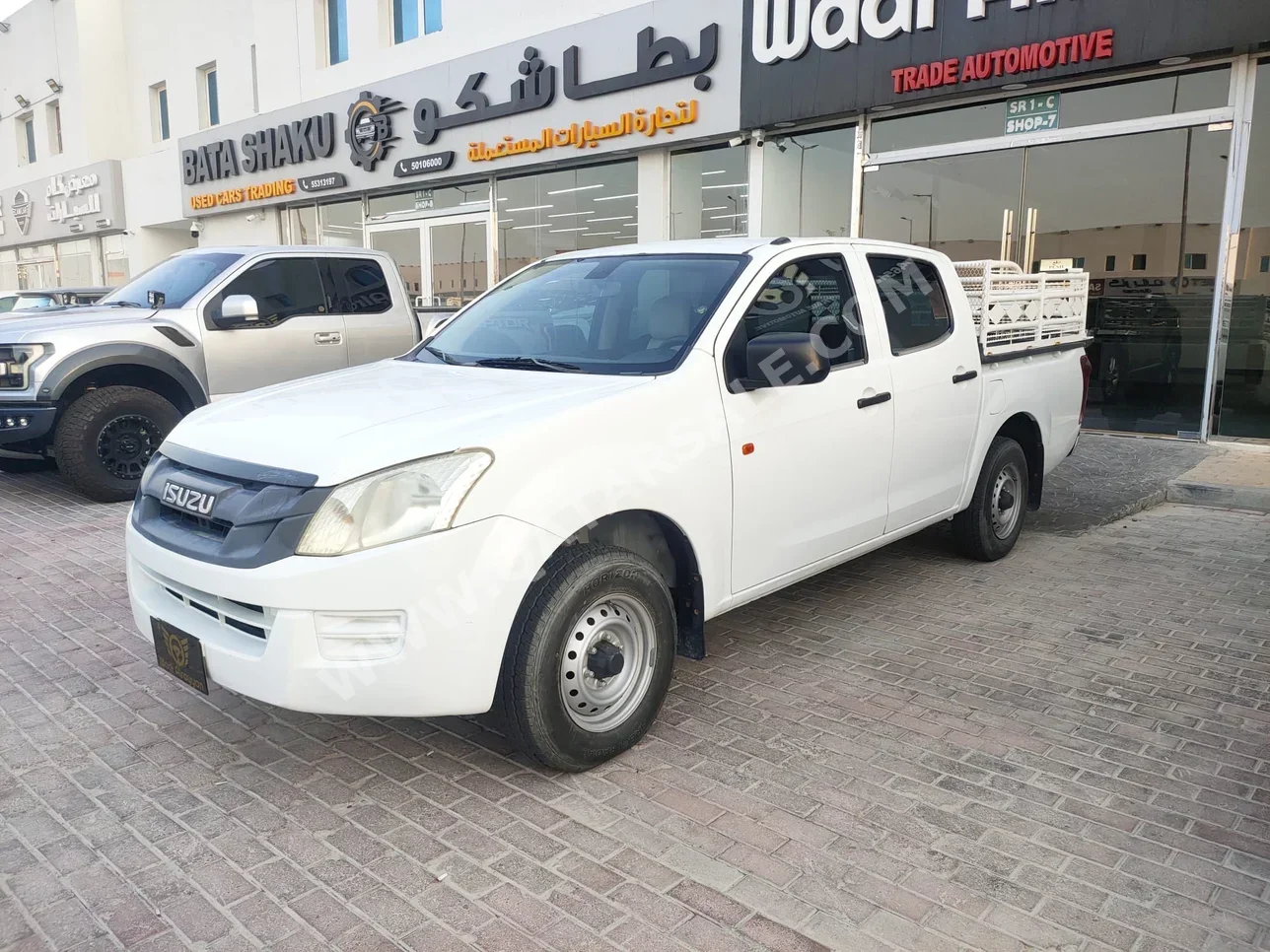 Isuzu D-Max GT 2016 Manual 296,000 Km 4 Cylinder Rear Wheel Drive (RWD) Pick Up White