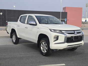Mitsubishi L 200 2020 Manual 190,000 Km 4 Cylinder Four Wheel Drive (4WD) Pick Up White