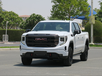 GMC Sierra AT4 X 2022 Automatic 89,000 Km 8 Cylinder Four Wheel Drive (4WD) SUV White With Warranty