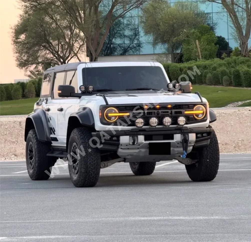 Ford  Bronco  Raptor  2024  Automatic  40,000 Km  6 Cylinder  Four Wheel Drive (4WD)  SUV  White  With Warranty
