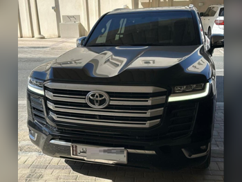 Toyota Land Cruiser VX 2024 Automatic 56,000 Km 6 Cylinder Four Wheel Drive (4WD) SUV Black With Warranty