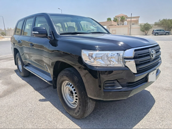 Toyota  Land Cruiser  GX  2016  Automatic  282,000 Km  6 Cylinder  Four Wheel Drive (4WD)  SUV  Black