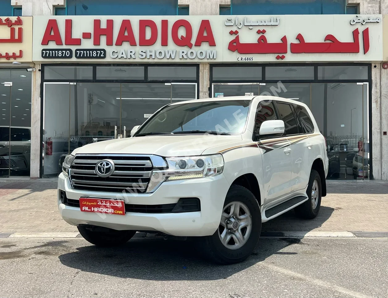 Toyota  Land Cruiser  GXR  2018  Automatic  366,000 Km  6 Cylinder  Four Wheel Drive (4WD)  SUV  White