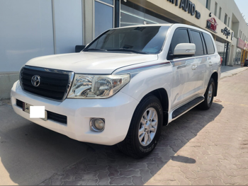 Toyota  Land Cruiser  GX  2014  Automatic  316,000 Km  6 Cylinder  Four Wheel Drive (4WD)  SUV  White