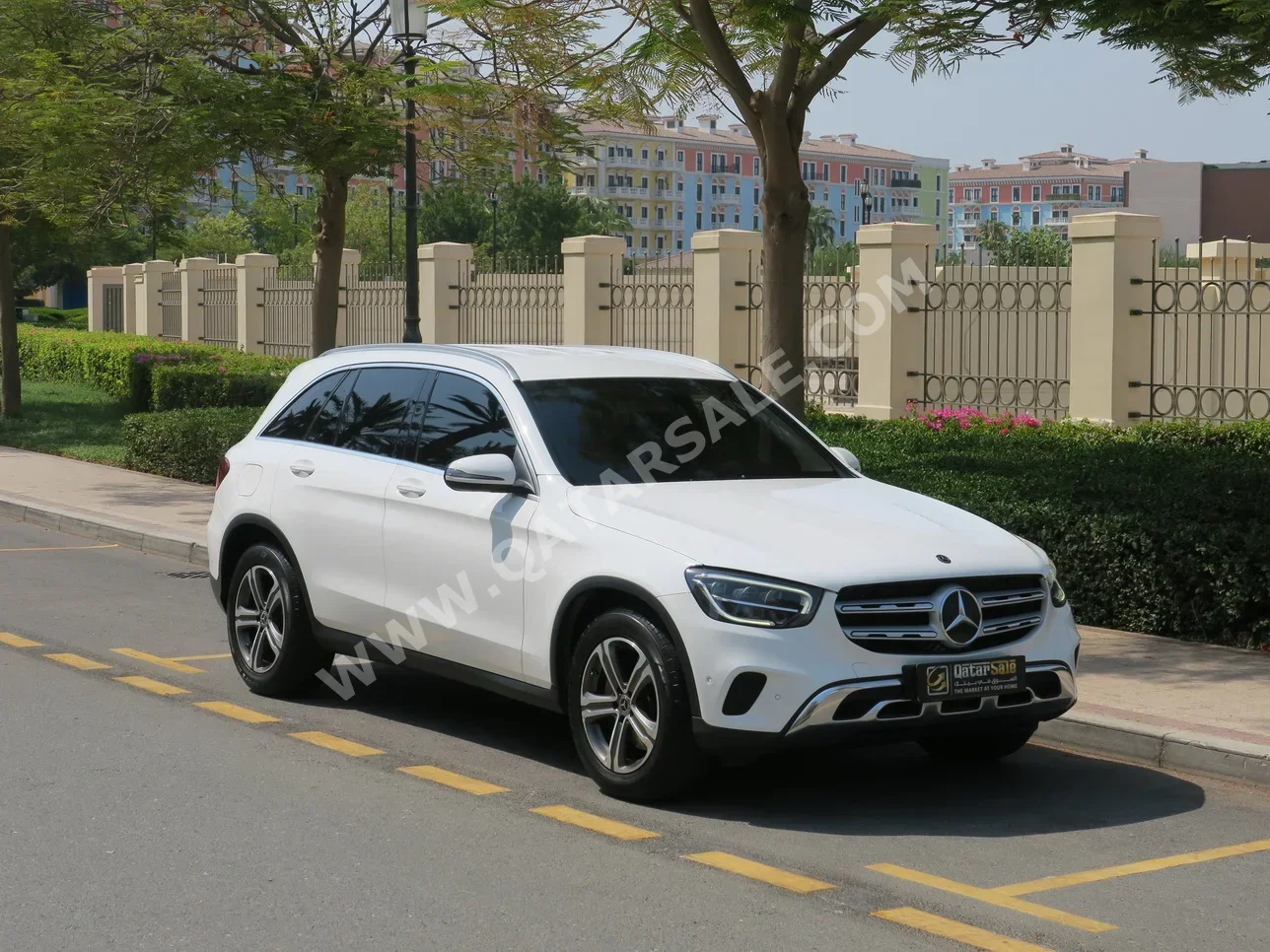 Mercedes-Benz  GLC  200  2020  Automatic  47,000 Km  4 Cylinder  Four Wheel Drive (4WD)  SUV  White