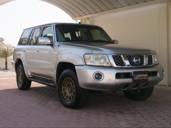 Nissan  Patrol  Super Safari  2006  Automatic  206,000 Km  6 Cylinder  Four Wheel Drive (4WD)  SUV  Gray
