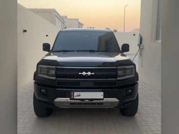 بي واي دي ليوبيرد 5 الترا 5 2025 اوتوماتيك 30,000 كم 4 سلندر دفع رباعي اس يو في أسود تحت الضمان