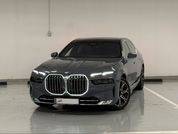 BMW  7-Series  735 i  2023  Automatic  64,000 Km  6 Cylinder  Rear Wheel Drive (RWD)  Sedan  Gray  With Warranty