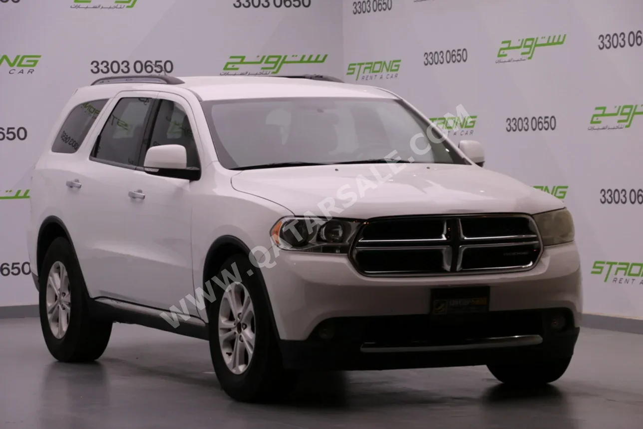 Dodge  Durango  2013  Automatic  120,000 Km  8 Cylinder  All Wheel Drive (AWD)  SUV  White