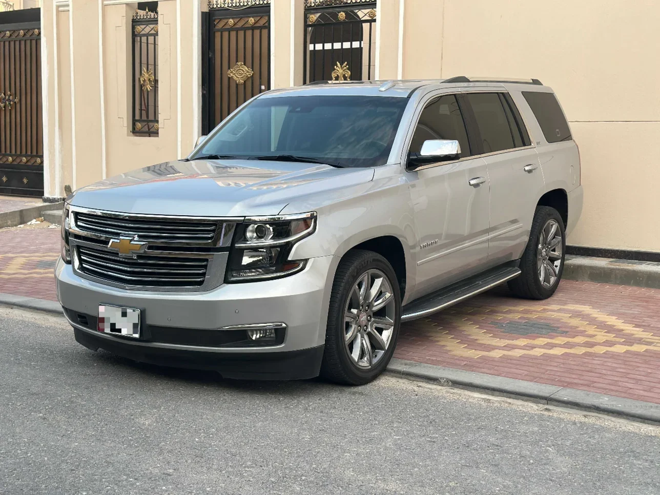 Chevrolet Tahoe LTZ 2016 Automatic 165,000 Km 8 Cylinder Four Wheel Drive (4WD) SUV Silver