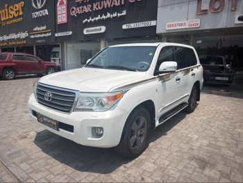 Toyota Land Cruiser GXR 2009 Automatic 400,000 Km 8 Cylinder Four Wheel Drive (4WD) SUV White