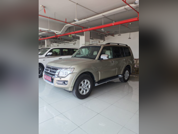 Mitsubishi  Pajero  2019  Automatic  107,000 Km  6 Cylinder  Four Wheel Drive (4WD)  SUV  Gold