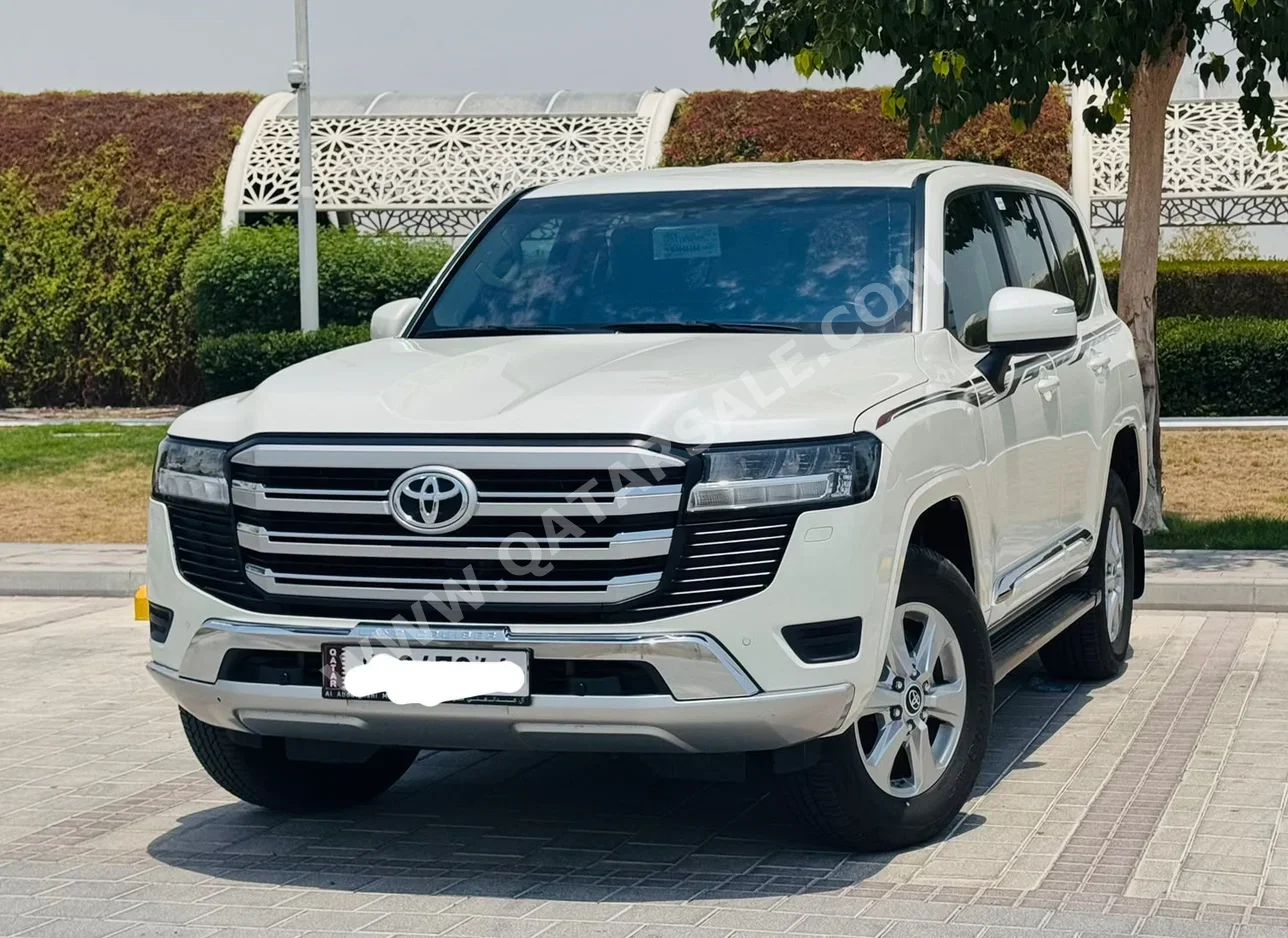 Toyota Land Cruiser GXR 2024 Automatic 108,000 Km 6 Cylinder Four Wheel Drive (4WD) SUV White With Warranty