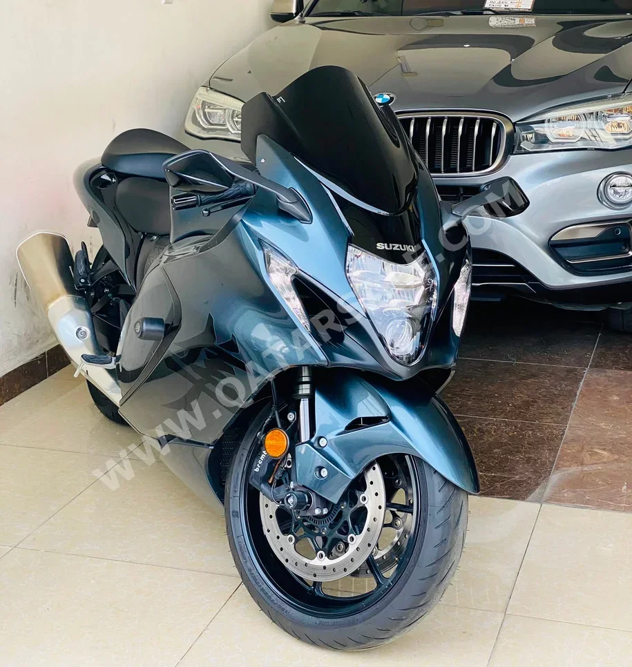 Suzuki  Hayabusa -  2026 - Color Gray -  Warranty