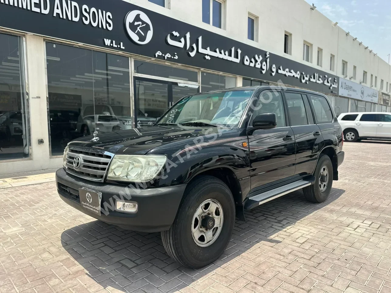 Toyota Land Cruiser GXR 2006 Manual 369,000 Km 6 Cylinder Four Wheel Drive (4WD) SUV Black