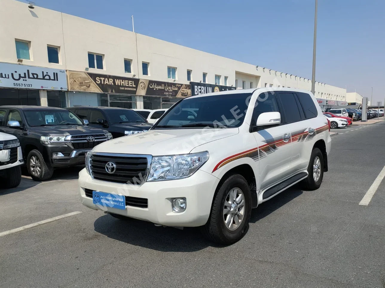 Toyota Land Cruiser GX 2013 Automatic 302,000 Km 6 Cylinder Four Wheel Drive (4WD) SUV White
