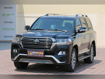 Toyota Land Cruiser GXR 2018 Automatic 195,000 Km 8 Cylinder Four Wheel Drive (4WD) SUV Black
