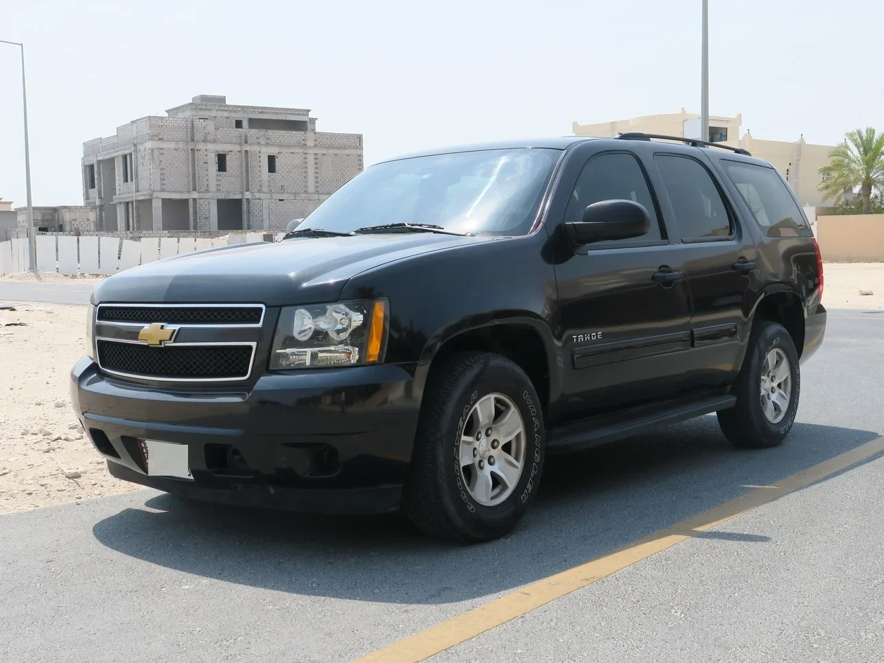 Chevrolet Tahoe 2014 Automatic 177,000 Km 8 Cylinder Four Wheel Drive (4WD) SUV Black