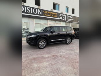 Toyota  Land Cruiser  GXR Twin Turbo  2023  Automatic  63,000 Km  6 Cylinder  Four Wheel Drive (4WD)  SUV  Black  With Warranty