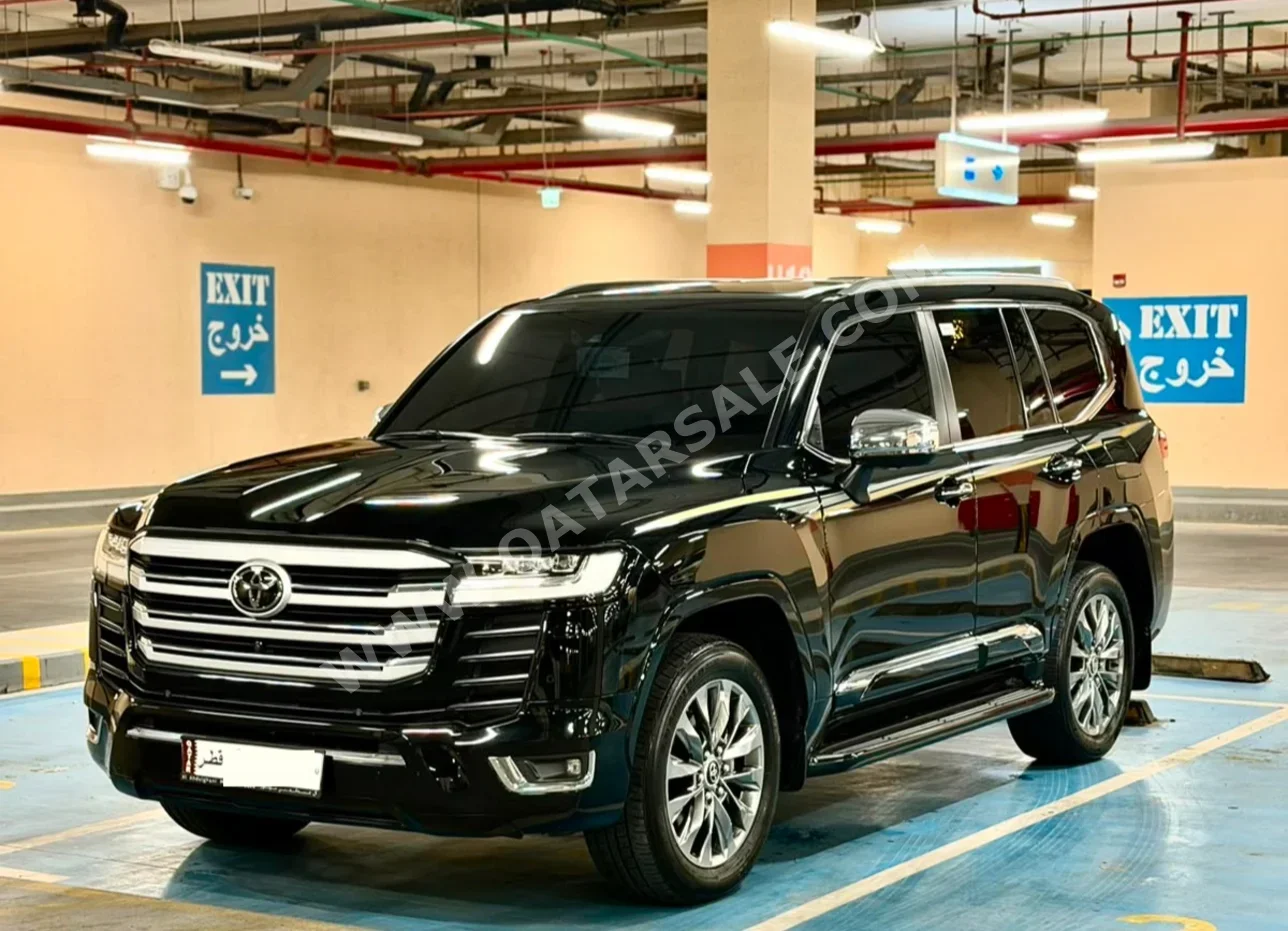 تويوتا لاند كروزر في اكس ار توين توربو 2024 اوتوماتيك 100,000 كم 6 سلندر دفع رباعي اس يو في أسود تحت الضمان