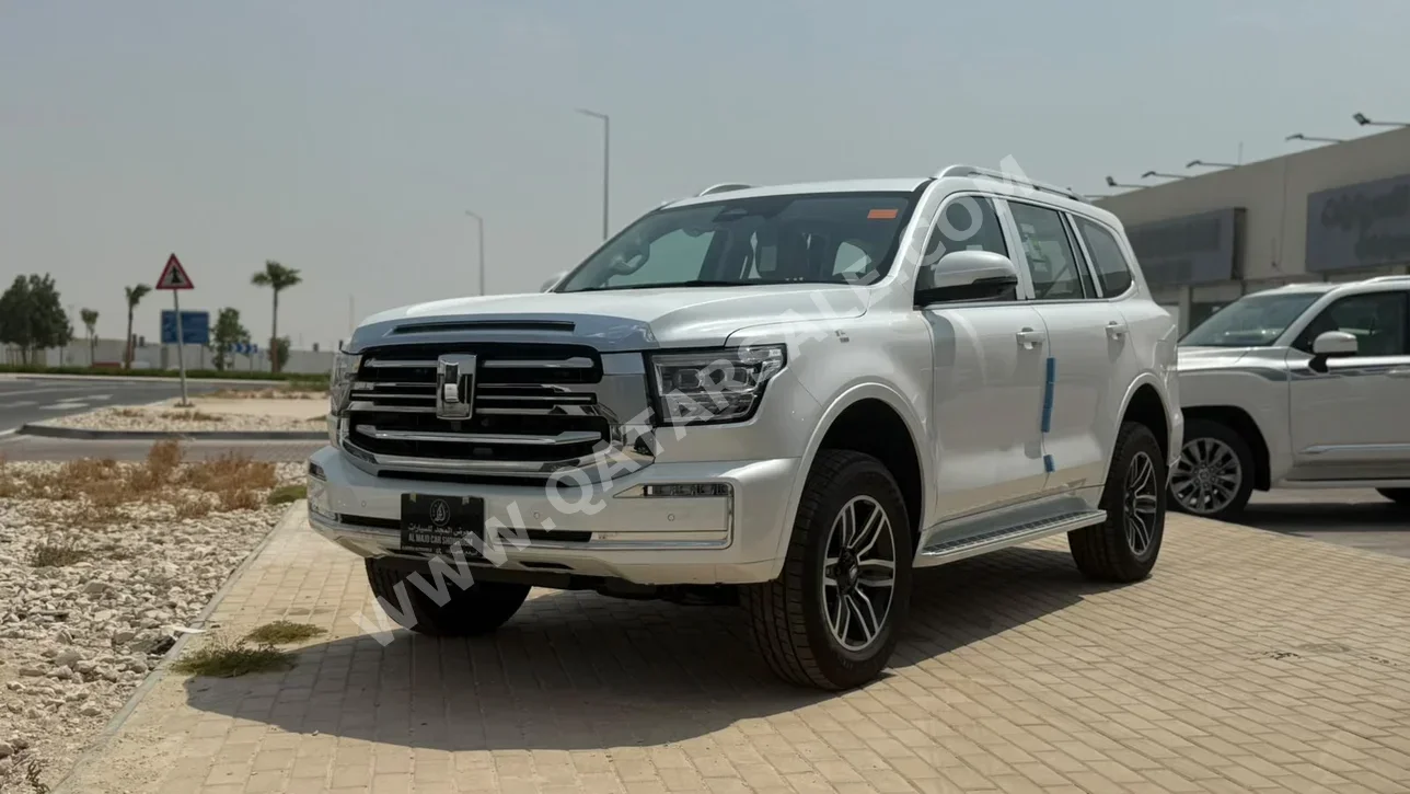 جي دبليو ام تانك 500 2027 اوتوماتيك 0 كم 4 سلندر دفع كلي مستمر اس يو في أبيض تحت الضمان