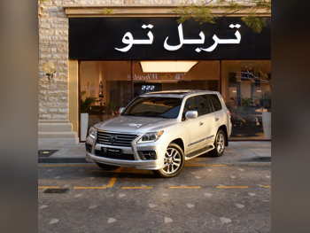 Lexus LX 570 S 2015 Automatic 206,000 Km 8 Cylinder Four Wheel Drive (4WD) SUV Silver
