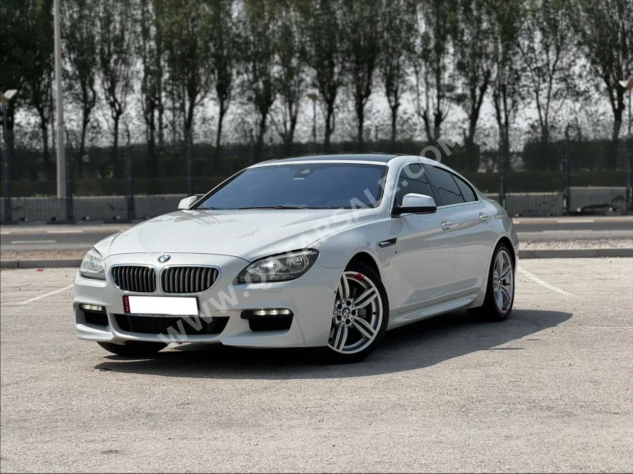 BMW  6-Series  650i  2015  Automatic  115,000 Km  8 Cylinder  Rear Wheel Drive (RWD)  Sedan  White