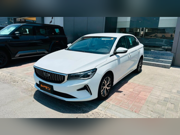Geely  Emgrand  2025  Automatic  56,200 Km  4 Cylinder  Front Wheel Drive (FWD)  Hatchback  White  With Warranty