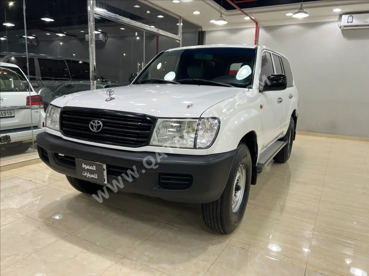 Toyota  Land Cruiser  G  1998  Automatic  453,000 Km  6 Cylinder  Four Wheel Drive (4WD)  SUV  White