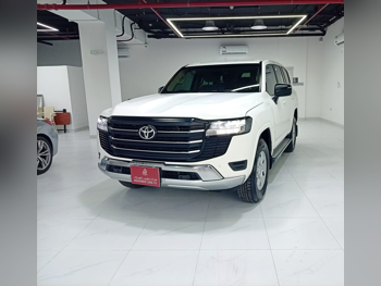 Toyota  Land Cruiser  GX  2024  Automatic  96,000 Km  6 Cylinder  Four Wheel Drive (4WD)  SUV  White  With Warranty