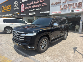 Toyota  Land Cruiser  VX  2023  Automatic  100,000 Km  6 Cylinder  Four Wheel Drive (4WD)  SUV  Black