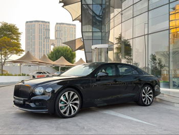 Bentley  Continental  Flying Spur  2022  Automatic  33,000 Km  12 Cylinder  All Wheel Drive (AWD)  Sedan  Black