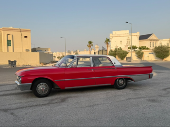 فورد  جالكسي 500  1967  عادي  120,000 كم  6 سلندر  دفع خلفي  كلاسك  ابيض وأحمر