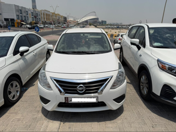 نيسان  صني  سيدان  أبيض  2023
